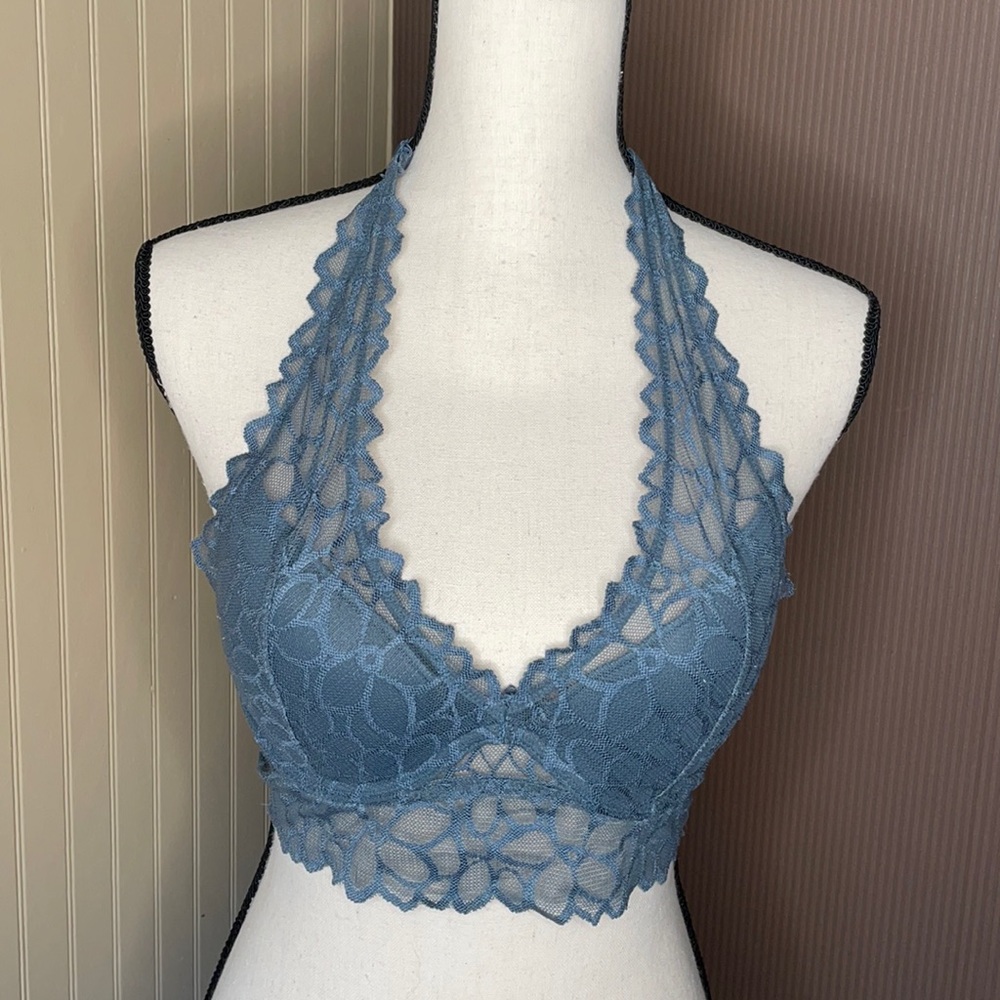 Pink Victoria’s Secret gray lace halter‎ bralette size small underwire
